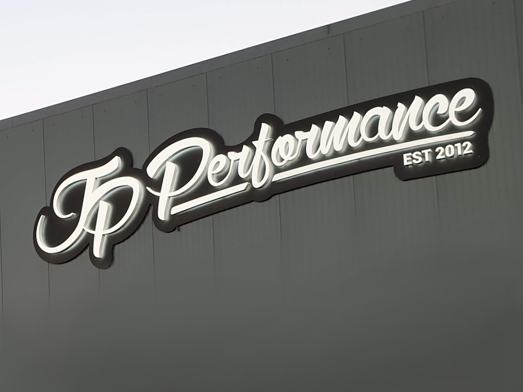 JP Performance - Big Boost Burger & PACE Automobil Museum